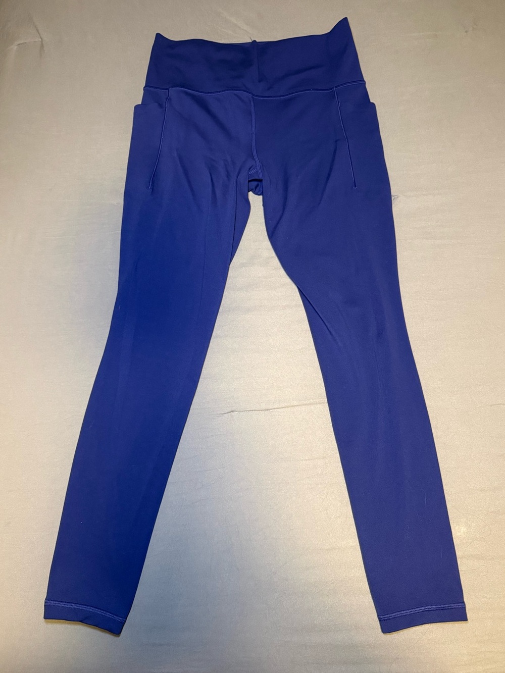 Athleta Salutation Stash Leggings Size Medium